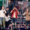 Kolaborasi Luke Bryan dan Florida Georgia Line di Billboard Music Awards 2014