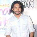 Reza Rahadian Saat Ditemui di Kawasan Tebet, Jakarta Selatan
