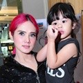 Mulan Jameela dan Safeea Syuting Reality Show di Rockstar Gym