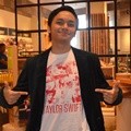 Calvin Jeremy di Acara Fans Gathering Konser Taylor Swift