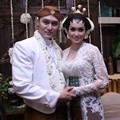 Demian Aditya Menikahi Sara Wijayanto