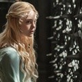 Putri Aurora Diperankan oleh Elle Fanning