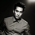 Song Seung Heon di Majalah CINE21