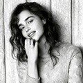 Emilia Clarke di Majalah WSJ Edisi Maret 2014