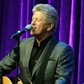 Peter Cetera Nyanyikan Sekitar 20 Hits