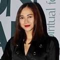 Aura Kasih di ESMOD Fashion Festival 2014