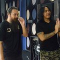 Element dan Netral Saat Menggelar Jumpa Pers di Kawasan Cipete, Jakarta