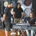 Element dan Netral Saat Menggelar Jumpa Pers di Kawasan Cipete, Jakarta
