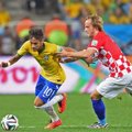 Ivan Rakitic Saat Ganggu Pergerakan Neymar