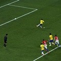 Neymar Lakukan Tendangan Penalti