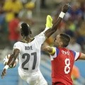 John Boye Menendang Hidung Clint Dempsey