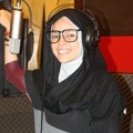 Dewi Sandra Saat Rekaman Single 'Aku Pulang'