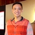 Sandy Tumiwa Hadiri Gala Premier Film Animasi Anak