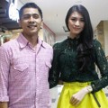 Adi Nugroho dan Donita Saat Ditemui di Kawasan Bendungan Hilir, Jakarta Pusat