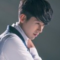 Hyun Bin di Majalah Cine21 No. 950