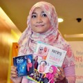 Fatin Shidqia Saat Launching Album '12 Lagu Islami Terbaik - Fatin & Friends'
