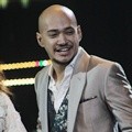 Husein Alatas Saat Duet dengan Ayu Ting Ting