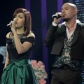 Novita Dewi Berduet dengan Husein Alatas