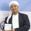 Opick Launching Album Religi Bertajuk 'Sahabat Sejati'