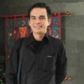 Teddy Syah Saat Peluncuran Buku '33 Tips Pernikahan Rina Gunawan'