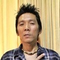 Bimbim Slank Saat Jumpa Pers Konser 'Salam Dua Jari'