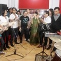 Suasana Saat Latihan Menjelang Konser 'Salam Dua Jari'
