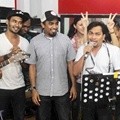 Suasana Saat Latihan Menjelang Konser 'Salam Dua Jari'
