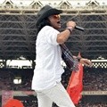 Penampilan Andi /rif di Konser 'Salam 2 Jari'