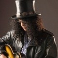 Slash Mantan Gitaris Utama Guns N' Roses