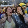 Pendukung Brasil Tak Rela Melihat Negaranya Gagal Menuju Final