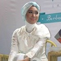 Dian Pelangi di Peluncuran Kampanye Sosial Wardah 'Be Inspiring'