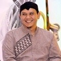 Fadly Padi di Acara Dompet Dhuafa Beri Beasiswa 1000 Anak Tani