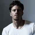 Garrett Hedlund di Majalah Flaunt Vol. 135
