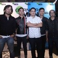 Ungu di Peluncuran Produk Perawatan Muka Khusus Pria