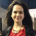 Cut Meyriska Saat Istirahat Syuting Sinetron