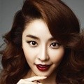 Jung Yoo Mi di Majalah Elle Edisi Desember 2013