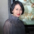 Ayu Diah Pasha di Gala Premier Film 'Hantu Pohon Boneka'
