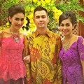 Raffi Ahmad Bersama Syahnaz Sadiqah dan Annisa Saadia
