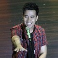 Vidi Aldiano di Panggung Konser Youthnesian 2014