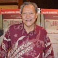 Henky Solaiman Hadiri Premier Film 'Mengejar Malam Pertama'