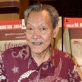 Henky Solaiman Hadiri Premier Film 'Mengejar Malam Pertama'