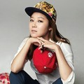 Gong Hyo Jin di Katalog Produk Hats On