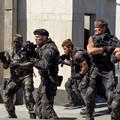 Tim Expendables Melawan Sindikat Perdagangan Senjata Ilegal