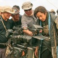 Jackie Chan Saat Memantau Syuting Film 'Dragon Blade'