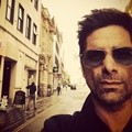 John Stamos Terkenal Sejak Membintangi Serial TV 'Full House'