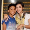 Enno Lerian Ditemani Sang Anak