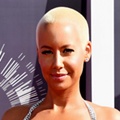 Amber Rose di Red Carpet MTV Video Music Awards 2014