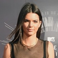 Kendall Jenner di Red Carpet MTV Video Music Awards 2014