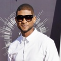 Usher di Red Carpet MTV Video Music Awards 2014