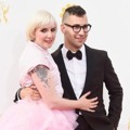 Lena Dunham dan Jack Antonoff Fun. di Red Carpet Emmy Awards 2014